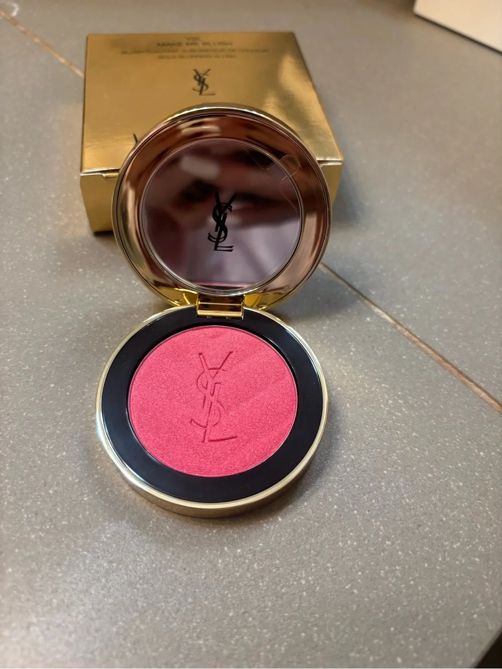 Yves Saint Laurent Radiant Fuchsia Shimmer Blush -BRAND NEW AND NEVER USED’